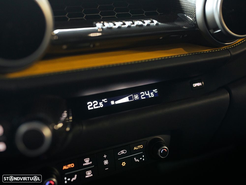 Ferrari 812 Superfast Standard - 53