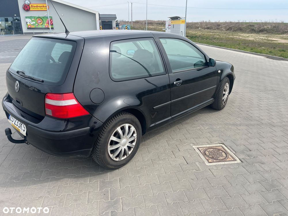 Volkswagen Golf - 5