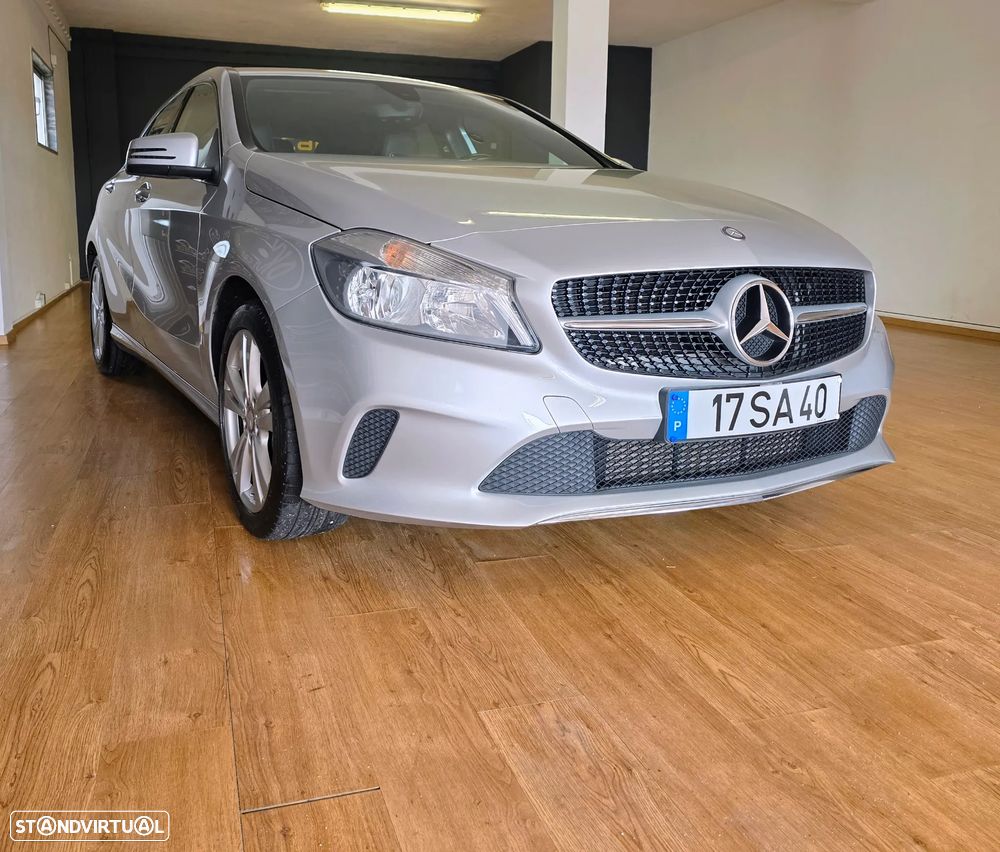 Mercedes-Benz A 180 d Urban - 8