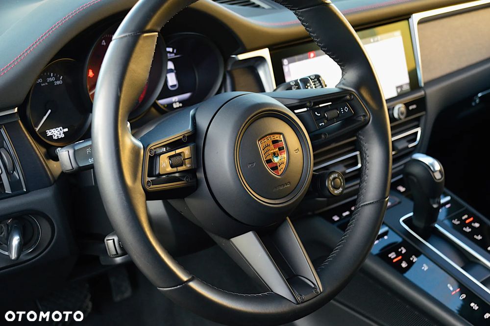 Porsche Macan GTS - 24