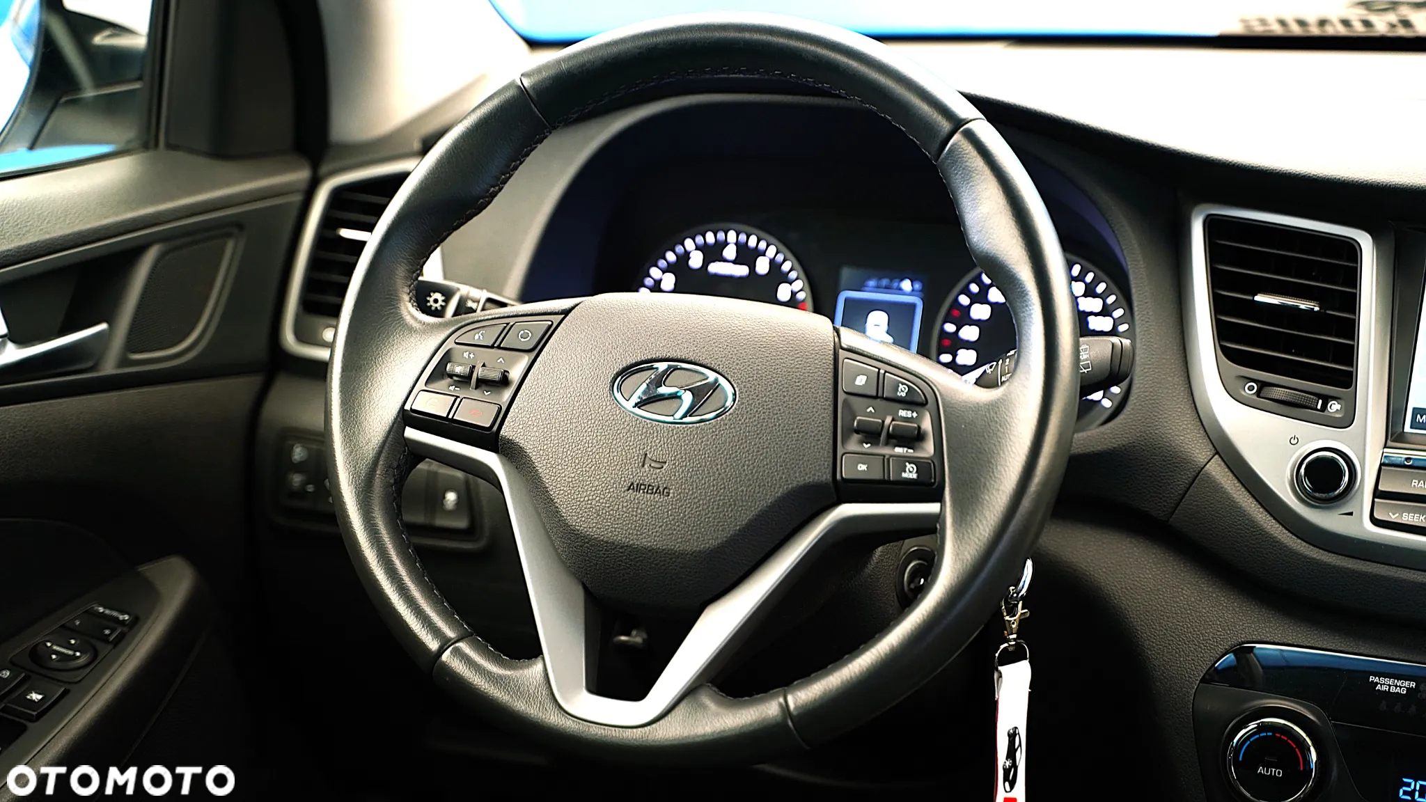 Hyundai Tucson 1.6 GDI BlueDrive Design 2WD - 26