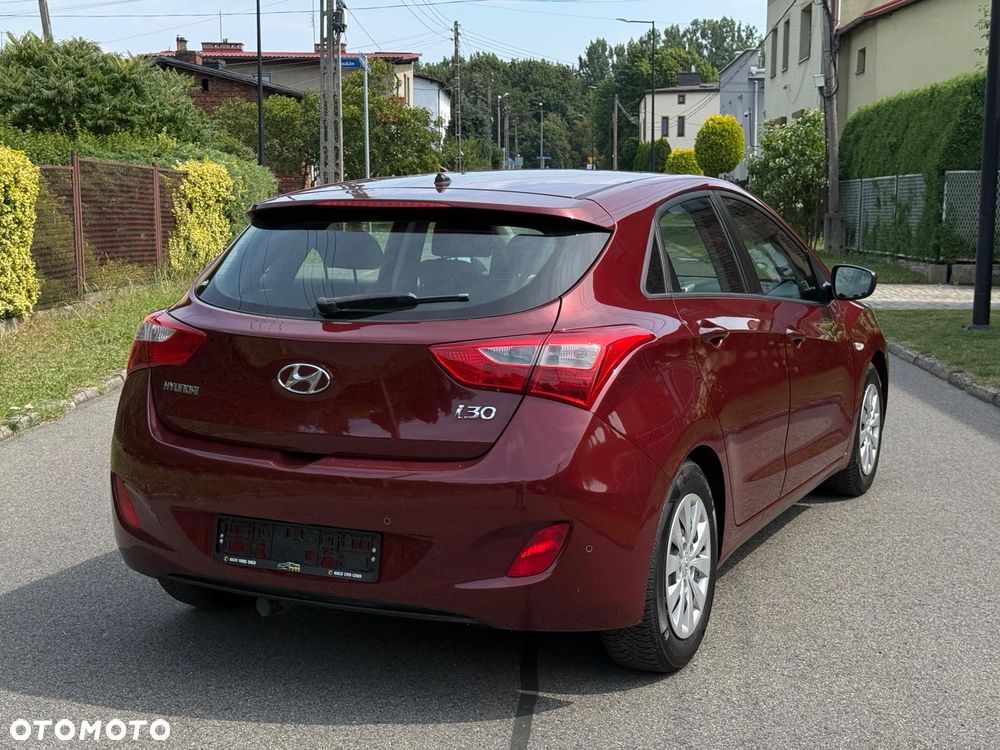 Hyundai i30 blue 1.6 CRDi Style - 8