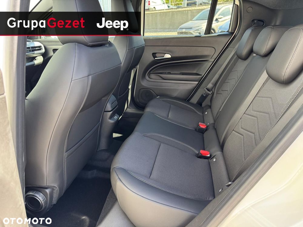 Jeep Avenger - 11