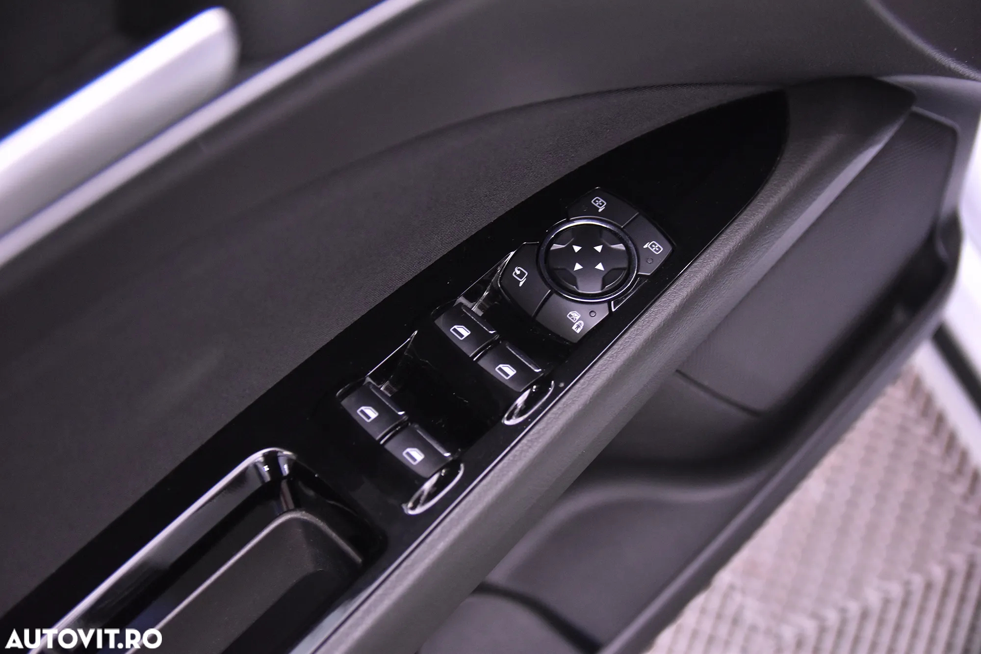 Ford Mondeo - 14