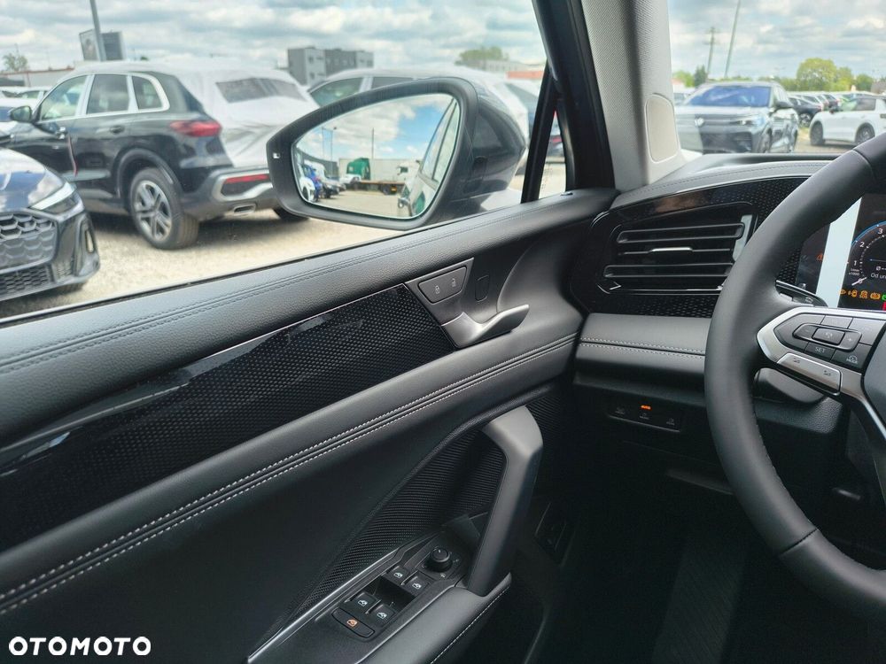 Volkswagen Tiguan 1.5 eTSI Life Plus DSG - 22