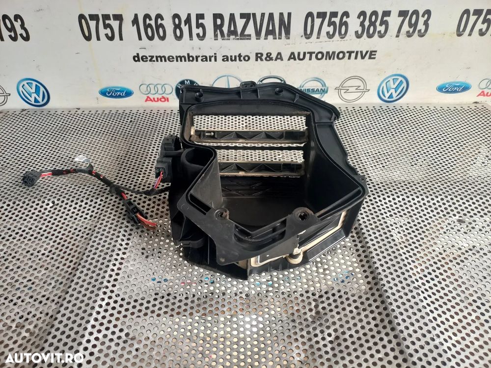 Capac Cu Clapete Aeroterma Bord Ventilator Habitaclu Bmw Seria 7 F01 F02 F03 F04 Volan Stanga Cod - 4