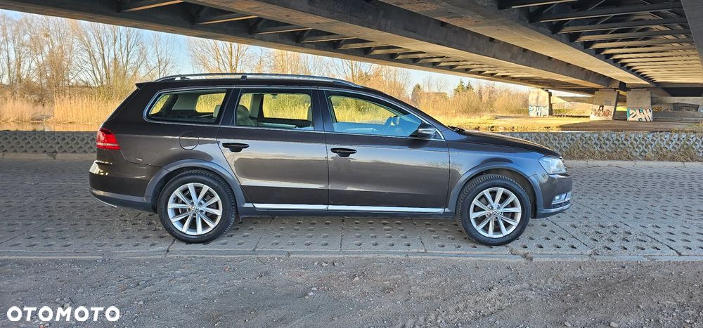 Volkswagen Passat Alltrack 2.0 TDI - 6