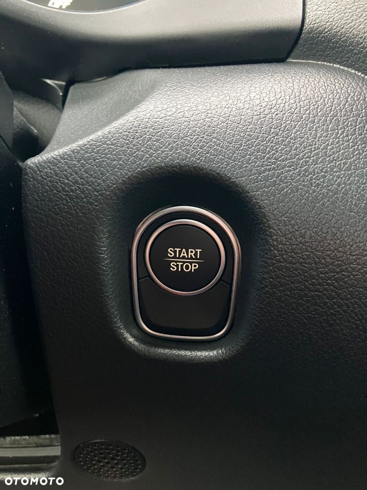 Mercedes-Benz Vito 112e eVito Furgon długi - 10