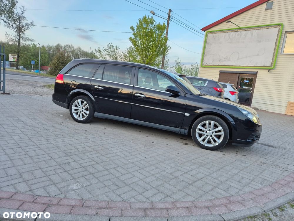Opel Vectra 1.9 CDTI DPF Cosmo Plus - 4