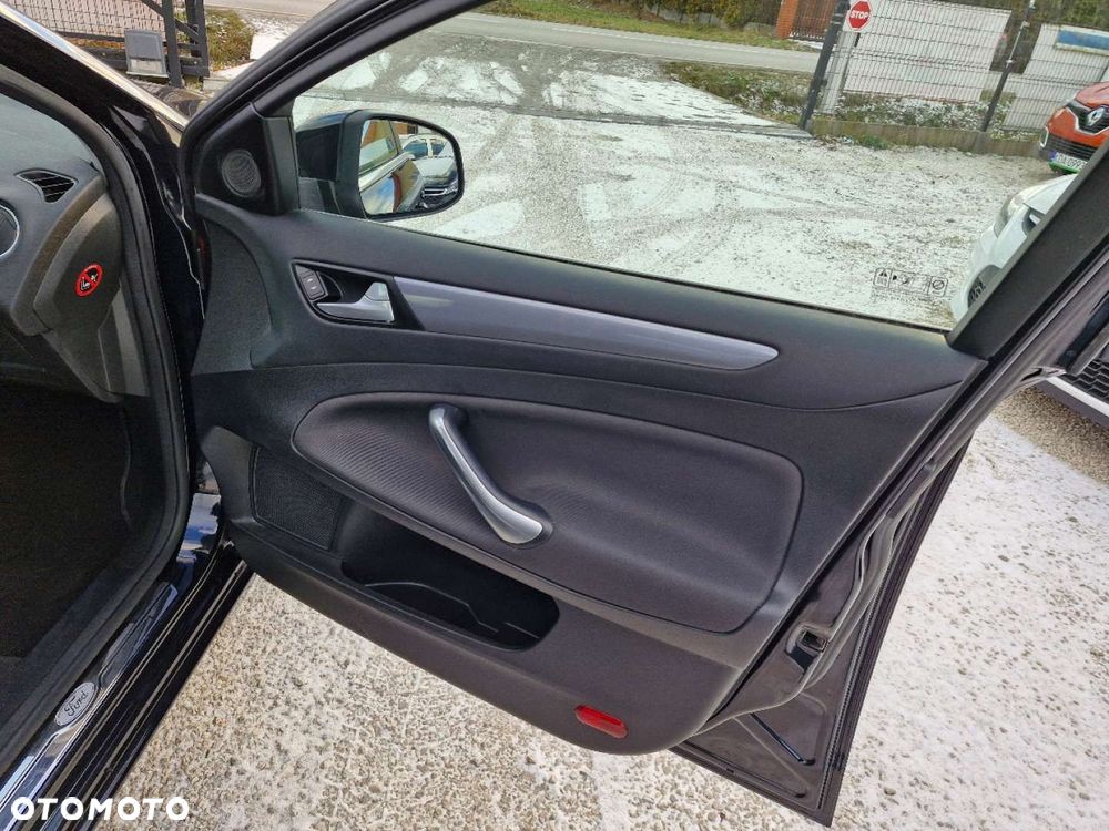 Ford Mondeo 2.0 TDCi Titanium - 22