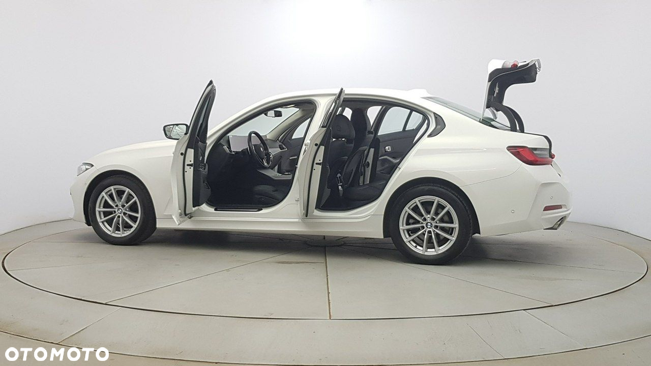 BMW Seria 3 - 11
