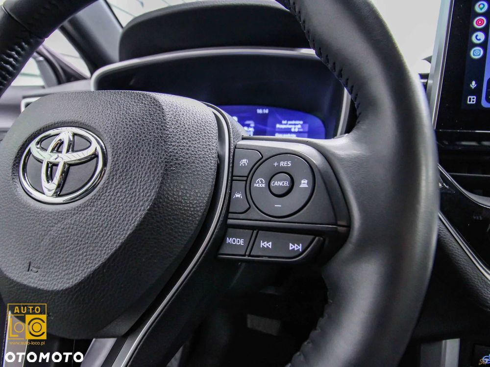 Toyota Corolla Cross - 30