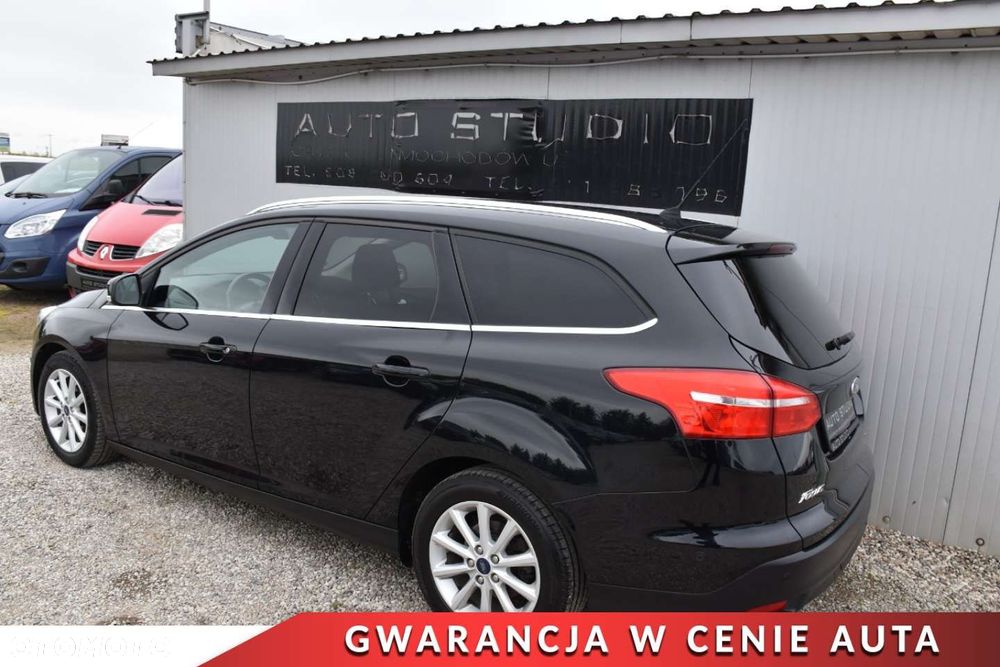 Ford Focus Turnier 1.5 EcoBoost Start-Stopp-System Titanium - 4
