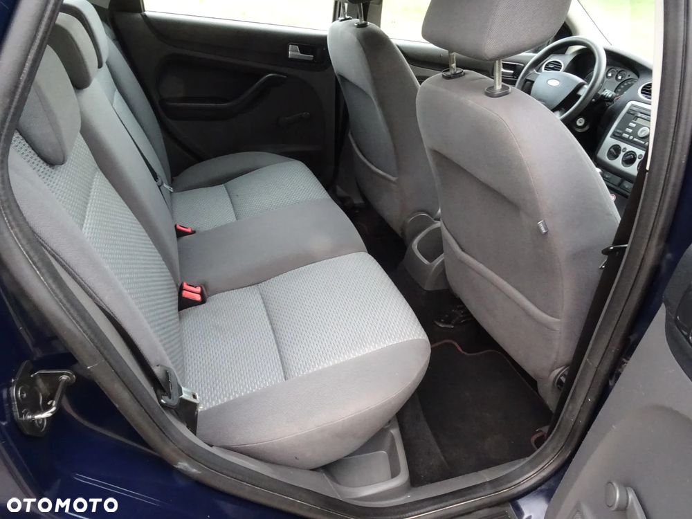 Ford Focus 1.6 TDCi Style - 8