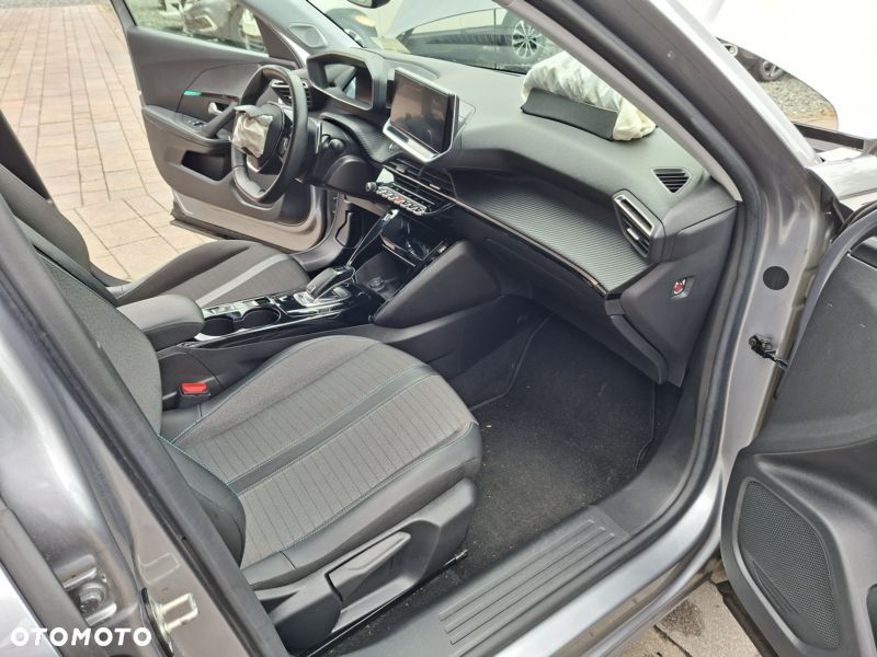 Peugeot 2008 1.5 BlueHDi Allure Pack S&S EAT8 - 23