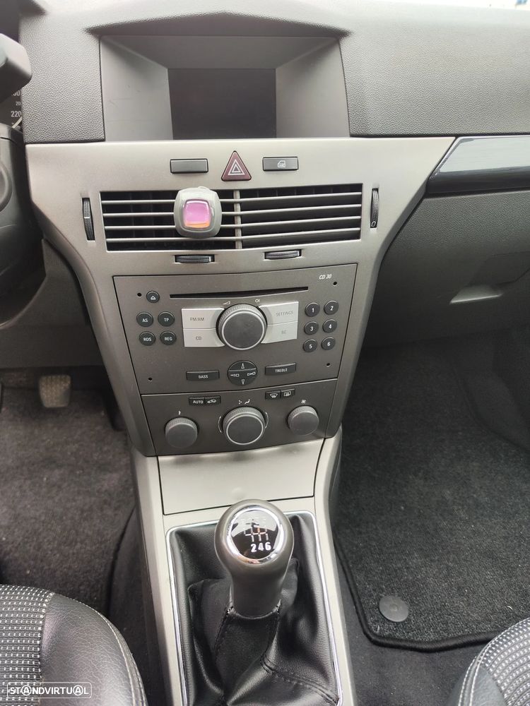 Opel Astra - 4