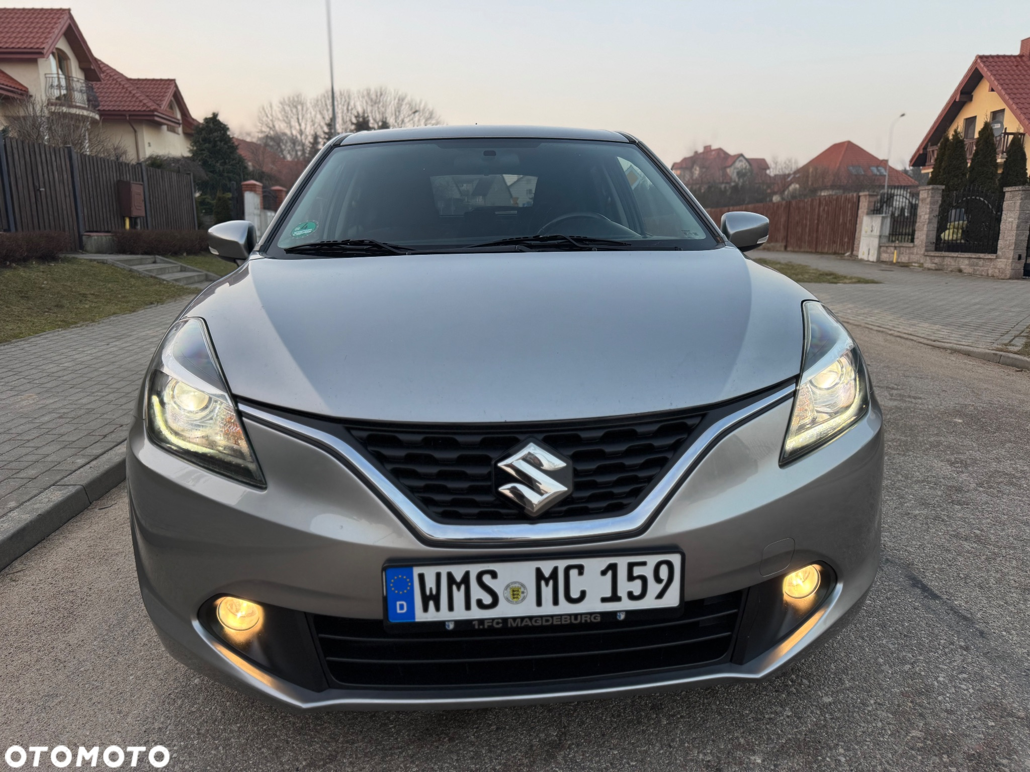 Suzuki Baleno 1.0 T Premium Plus - 11
