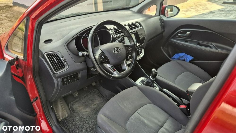 Kia Rio 1.4 crdi Business Line - 11