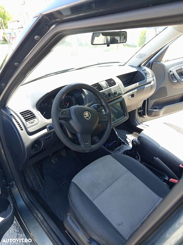 Skoda Roomster - 12