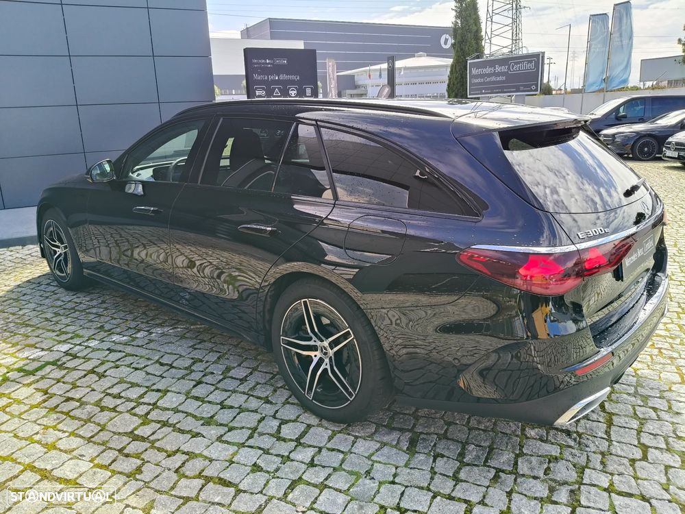 Mercedes-Benz E 300 Standard - 14