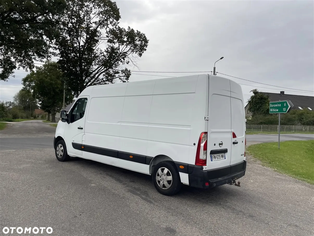 Nissan NV400 - 9