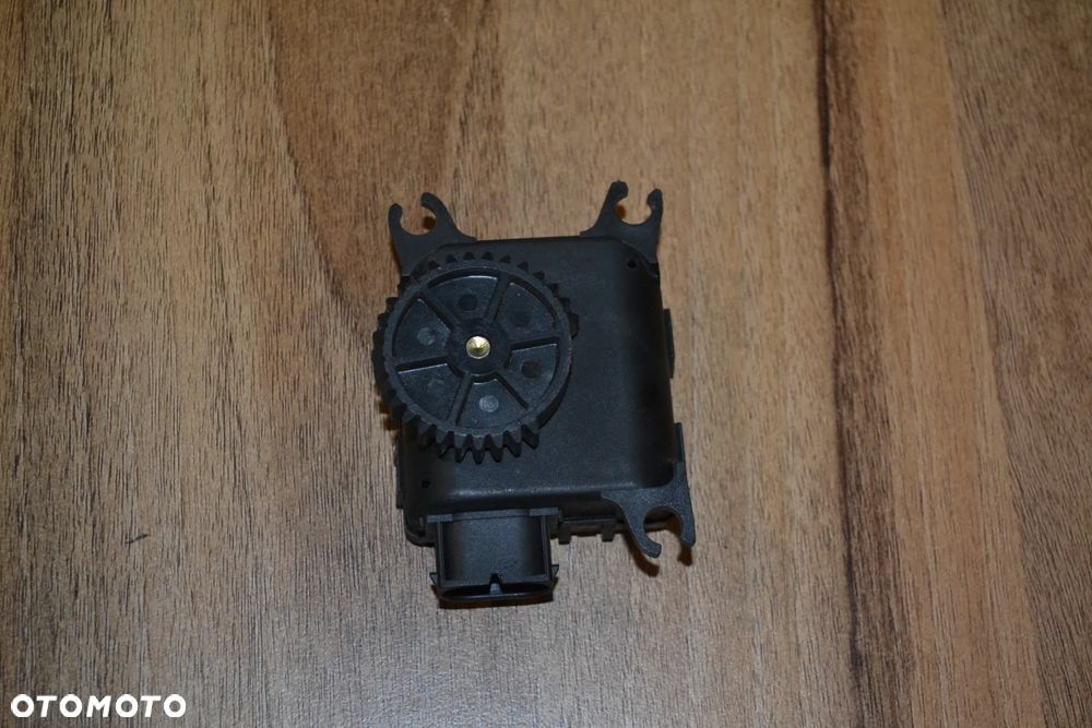 VW POLO 9N SEAT IBIZA AUDI A2 SKODA FABIA SILNICZEK REGULACJI KLAP NAGRZEWNICY 6Q0907511 0132801207
