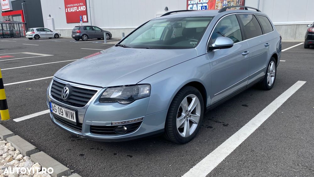 Volkswagen Passat - 1