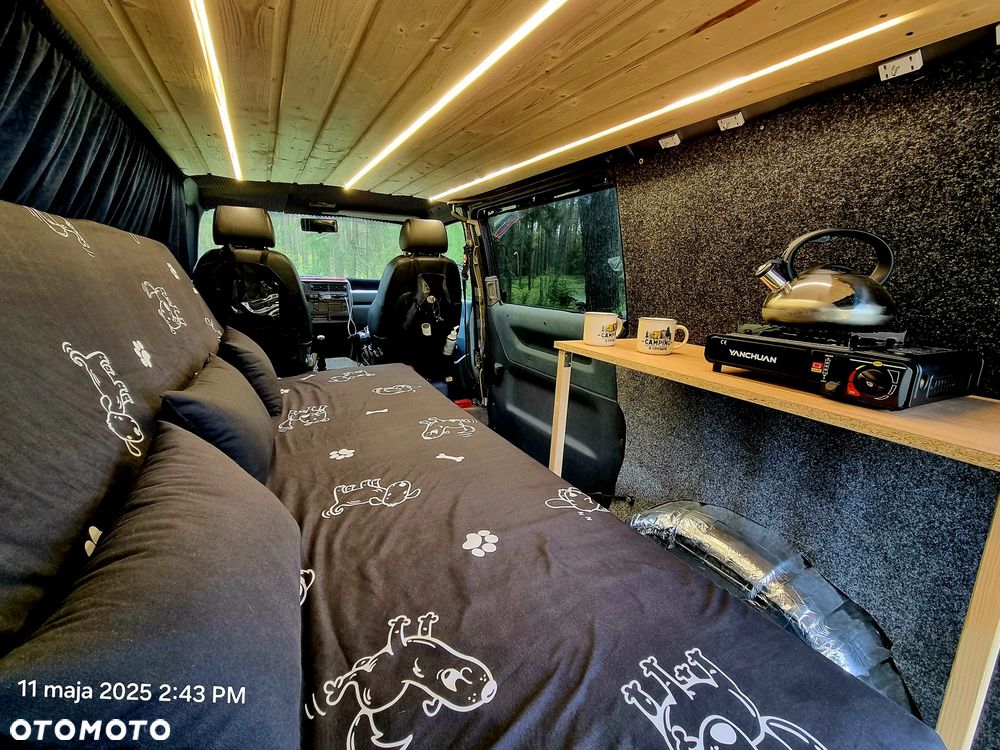 Volkswagen Caravelle GL - 19