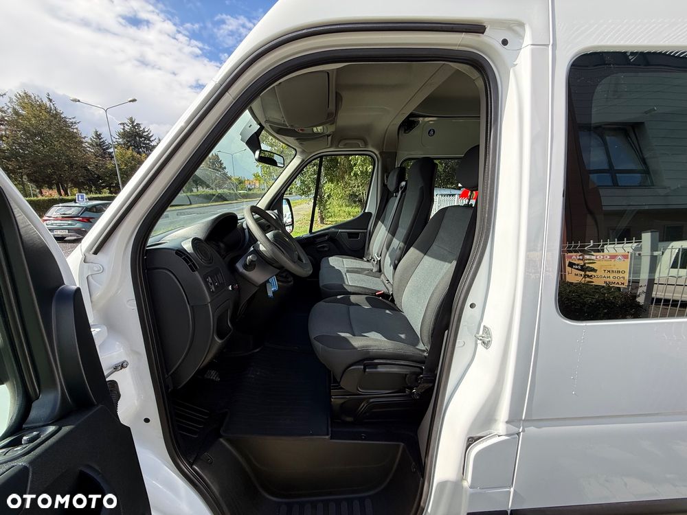 Renault MASTER 2,3 DCI 130KM L2H2 BRYGADÓWKA 7 MIEJSC SERWIS ASO - 27