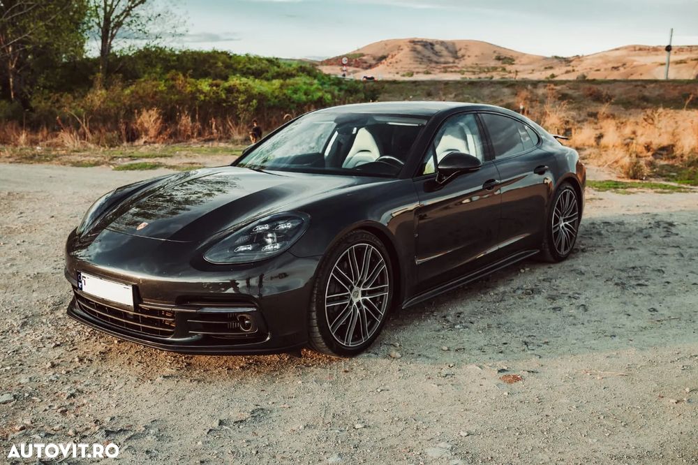 Porsche Panamera 4S - 2