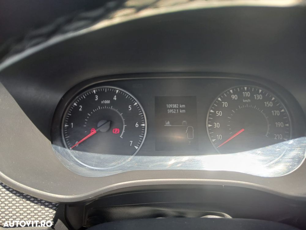 Dacia Logan TCe 90 MT5 Comfort - 12