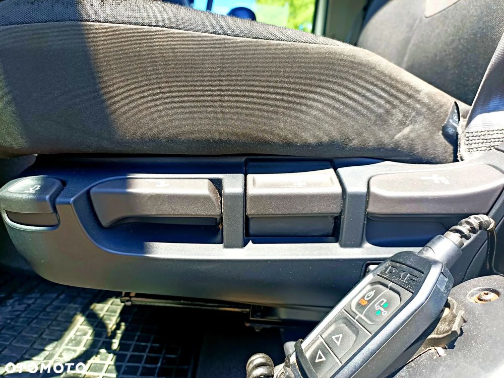 DAF CF 370 EURO 6 chłodnia Supra 750 na 20 palet - 25