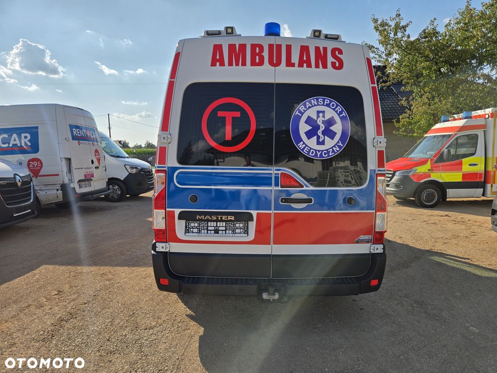 Renault Master Ambulans karetka - 18