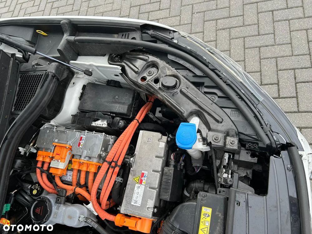 Volkswagen Tiguan 1.5 eHybrid PHEV 150kW Elegance DSG - 29