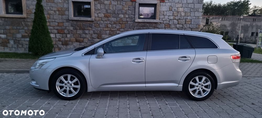 Toyota Avensis 1.8 Edition - 15