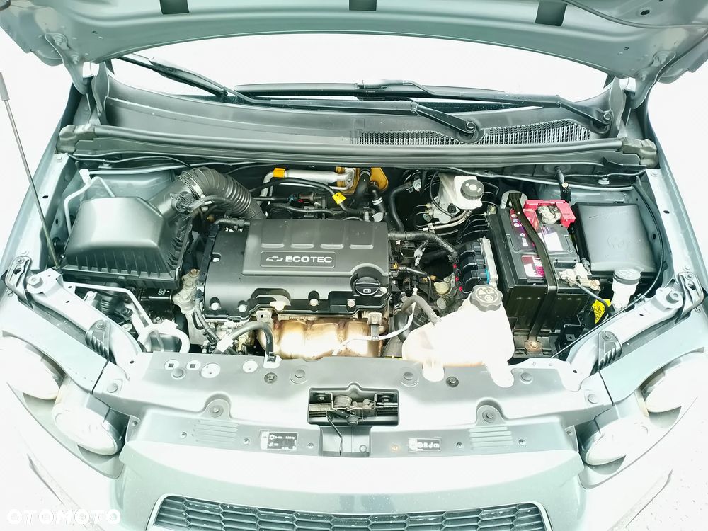 Chevrolet Aveo 1.4 16V LT - 29
