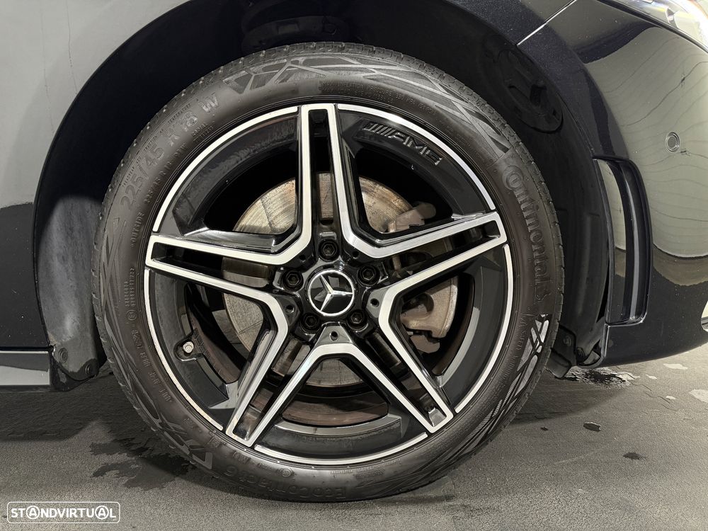 Mercedes-Benz A 250 e AMG Line - 36