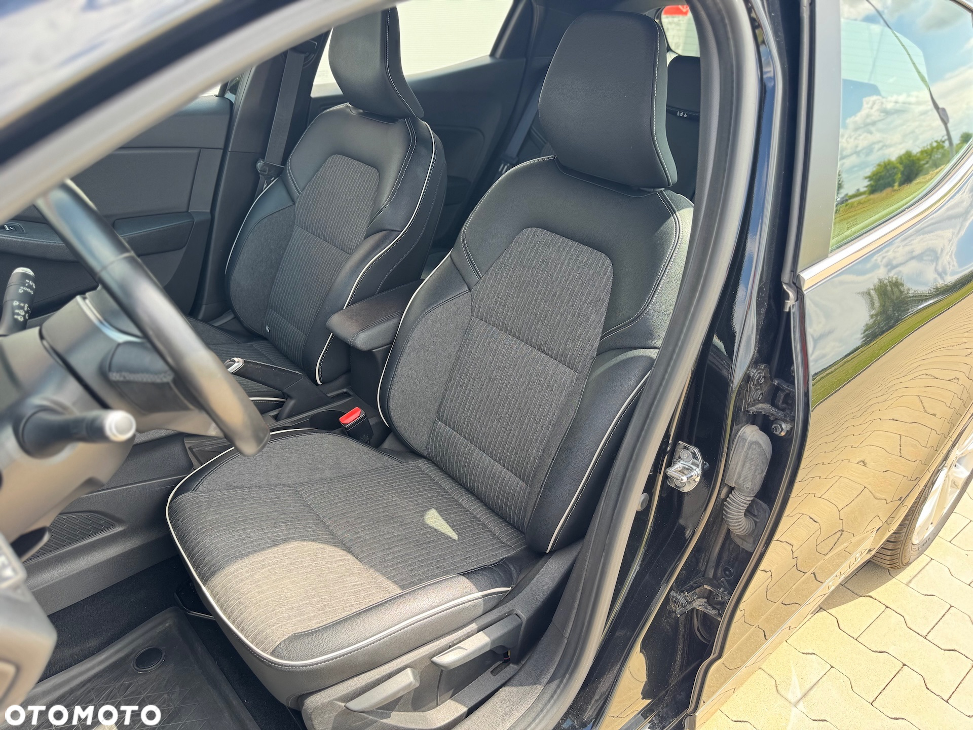 Renault Clio 1.0 TCe Intens - 20
