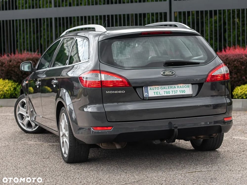 Ford Mondeo 2.3 Ghia - 8