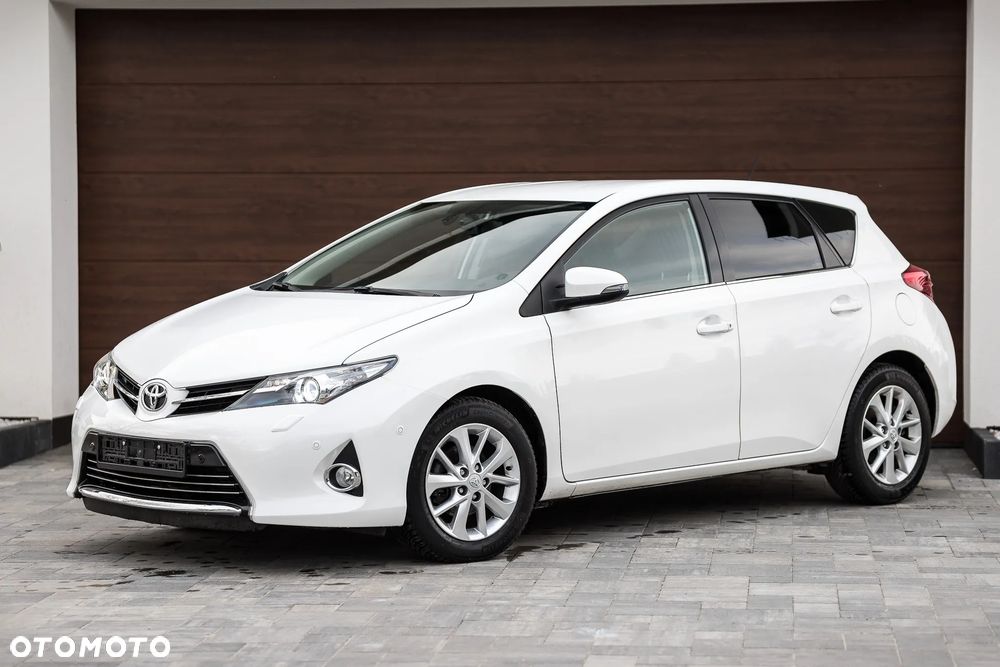 Toyota Auris 1.6 Prestige - 3