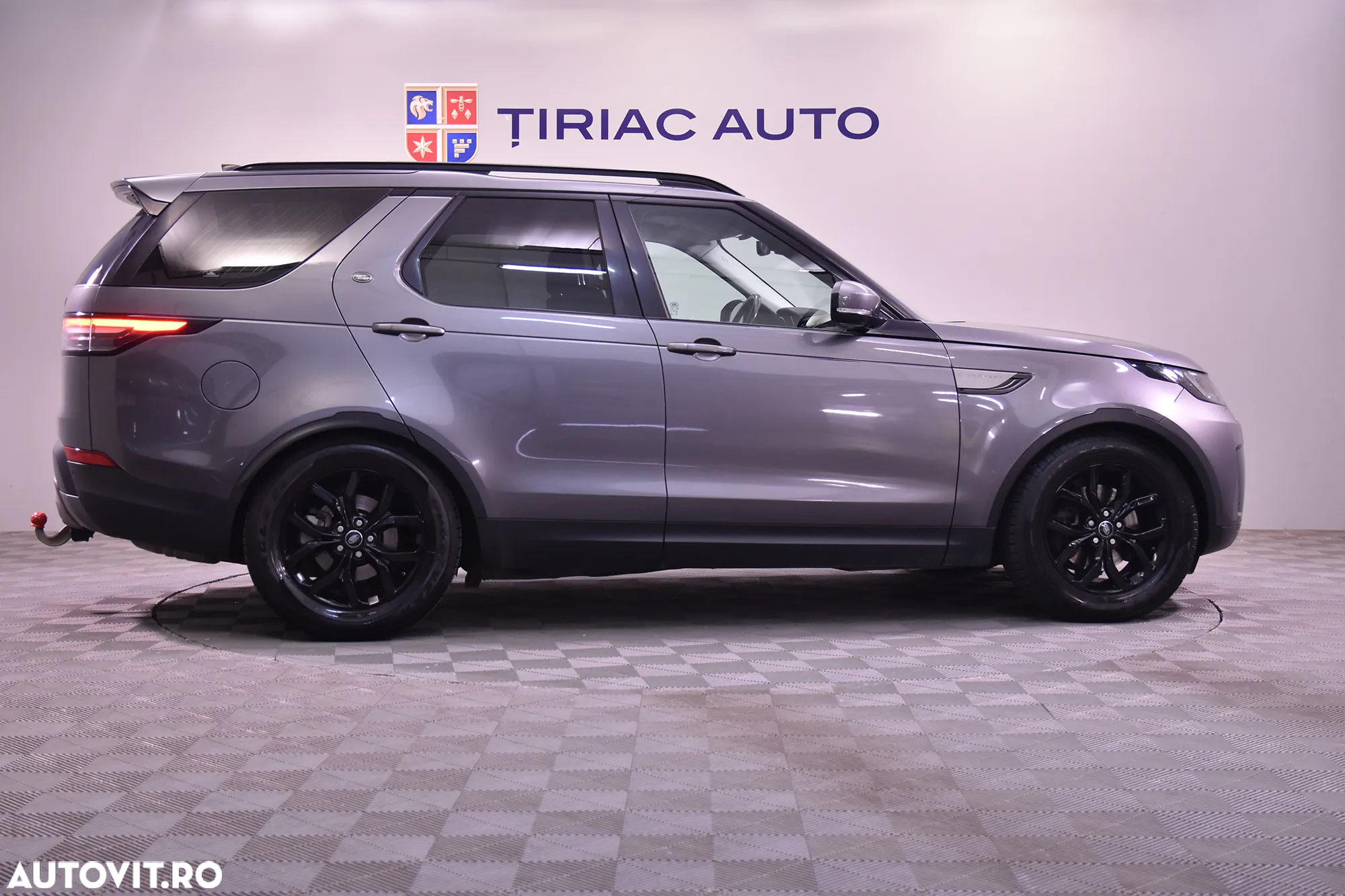 Land Rover Discovery - 6