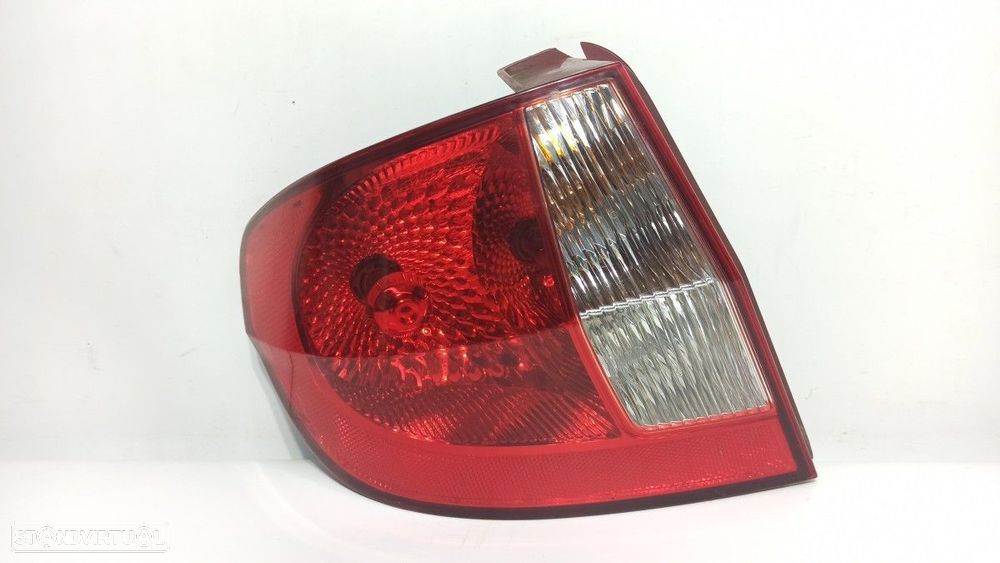 FAROLIM TRASEIRO ESQUERDO HYUNDAI GETZ (TB) 1.1 BáSICO - 8