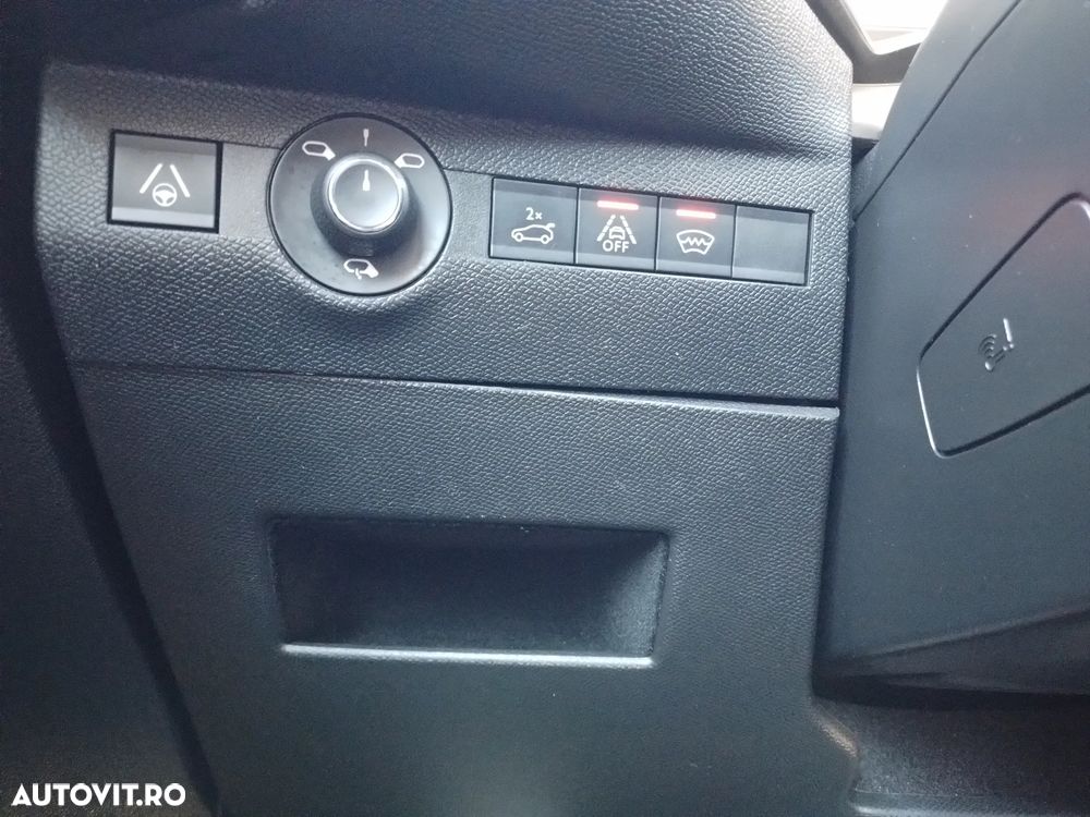 DS Automobiles DS 7 Crossback - 34