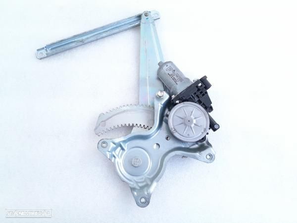 Elevador Tras Dto  Mitsubishi Space Star Hatchback (A0_A) - 1
