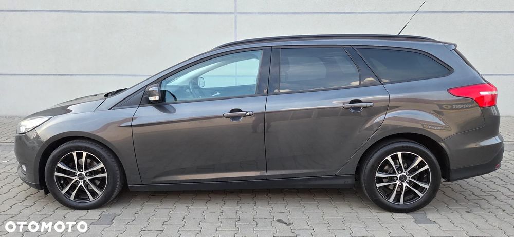Ford Focus 1.0 EcoBoost Titanium - 2