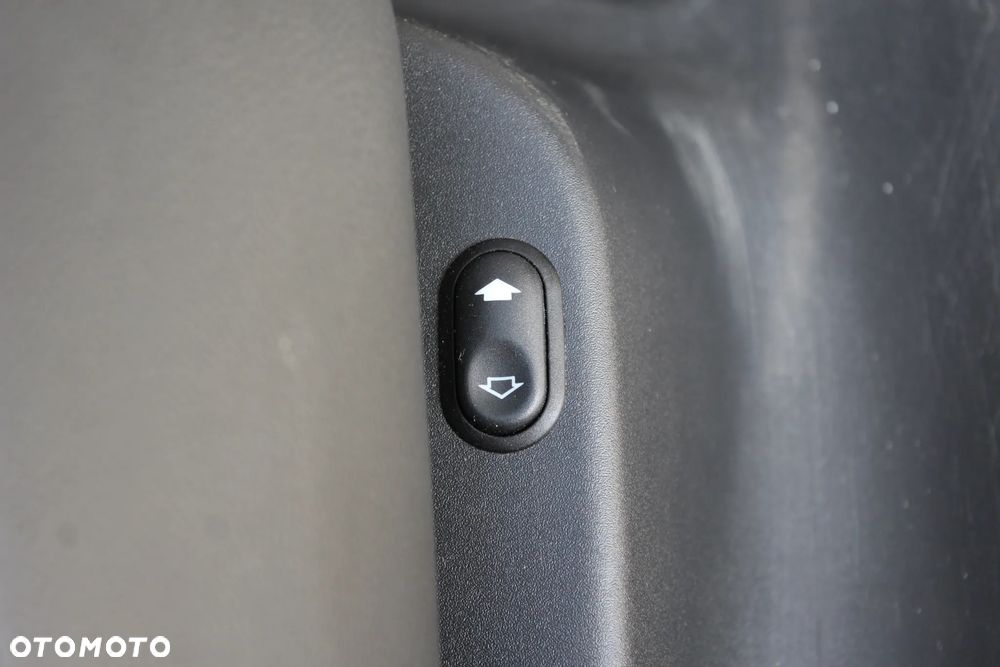 Jaguar F-Pace 3.0 TDV6 AWD R-Sport - 11