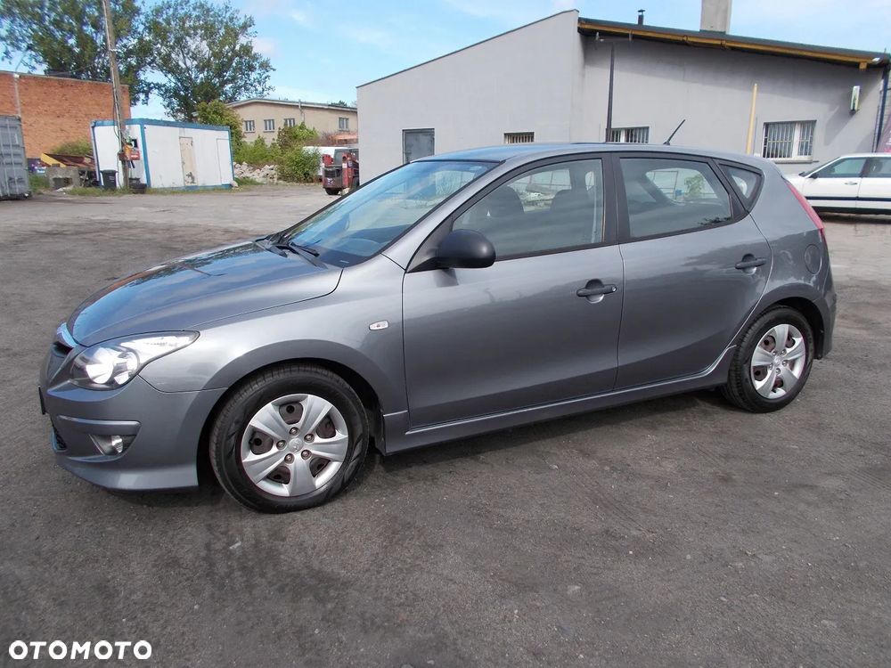 Hyundai i30 1.4 Comfort - 1