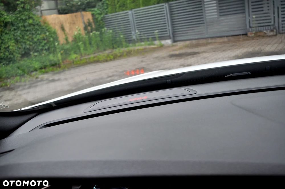 Volvo V60 T5 Geartronic Powershift RDesign - 33