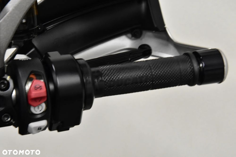 Ducati Multistrada - 25