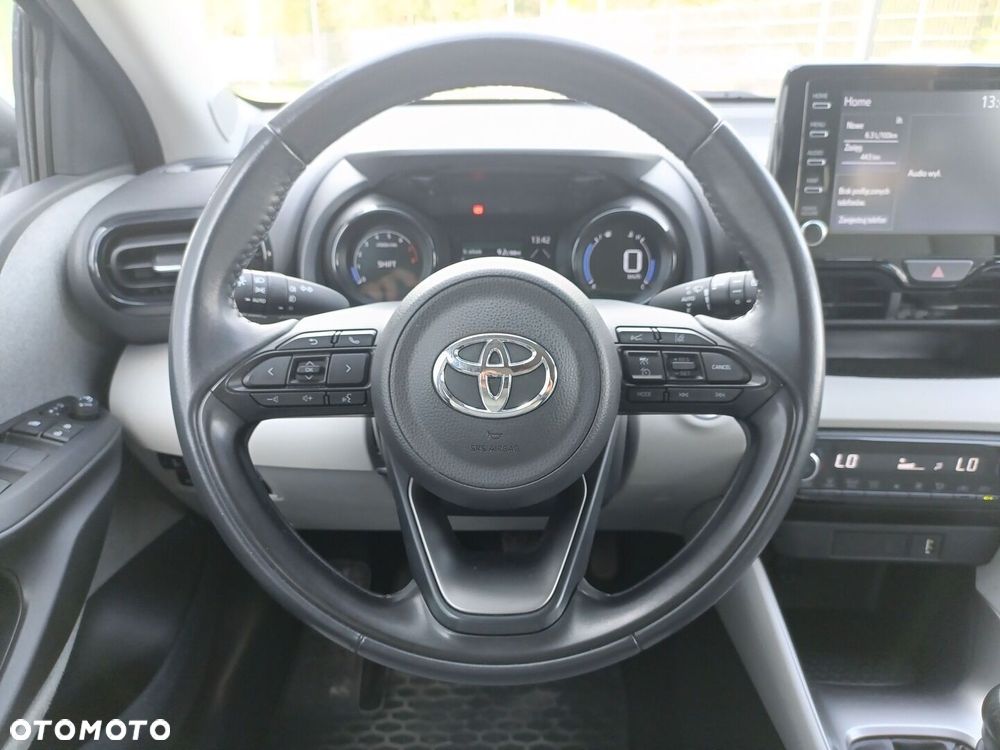 Toyota Yaris 1.5 Selection Elegant - 17